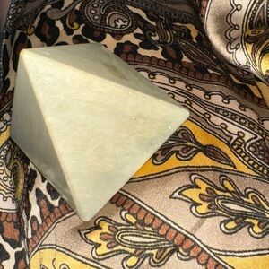 Elegant gray/green stone Pyramid Home Accent approx 2” x 2”